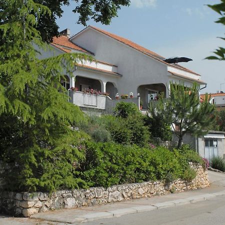 Apartments With A Parking Space Njivice, Krk - 5427 Exterior foto