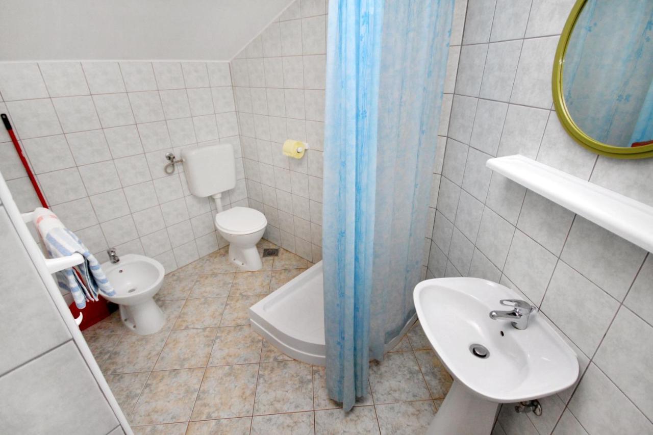 Apartments With A Parking Space Njivice, Krk - 5427 Exterior foto